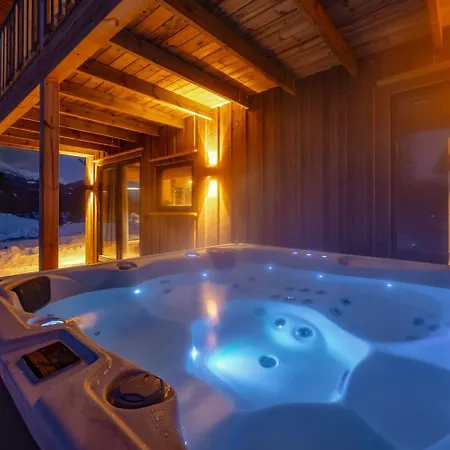 Lakelodge 10p Chaleter *
